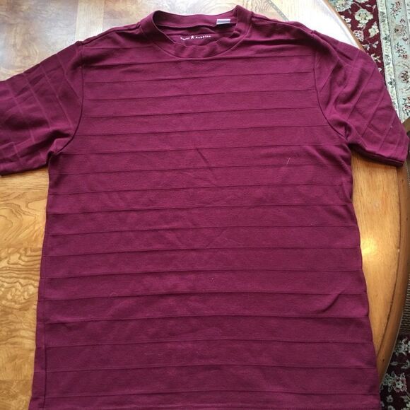 QUALITY RALPH Lauren Cranberry Sweater Top - Picture 1 of 4